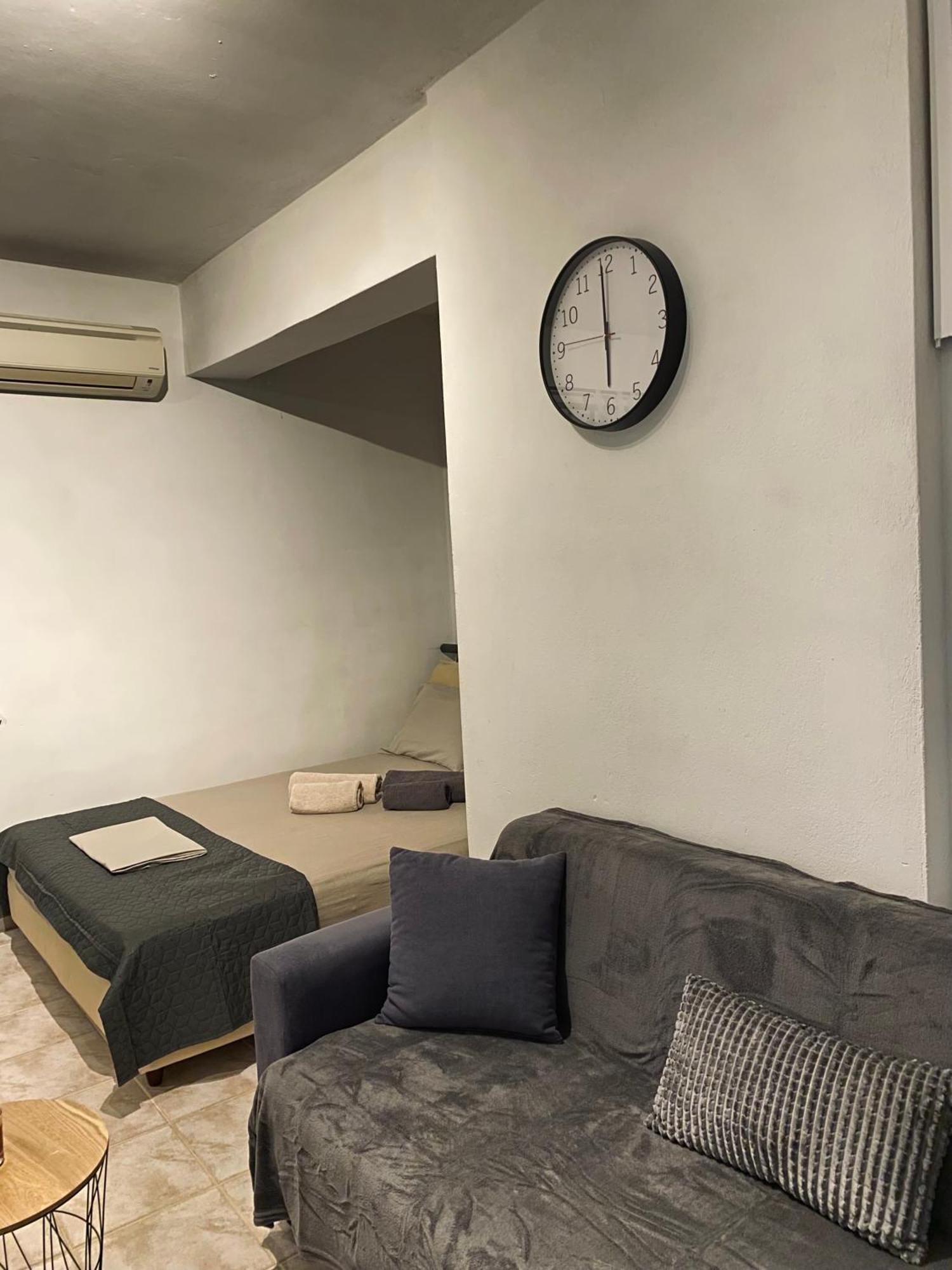 Independent House At Glyfada Apartment Athens Exterior photo